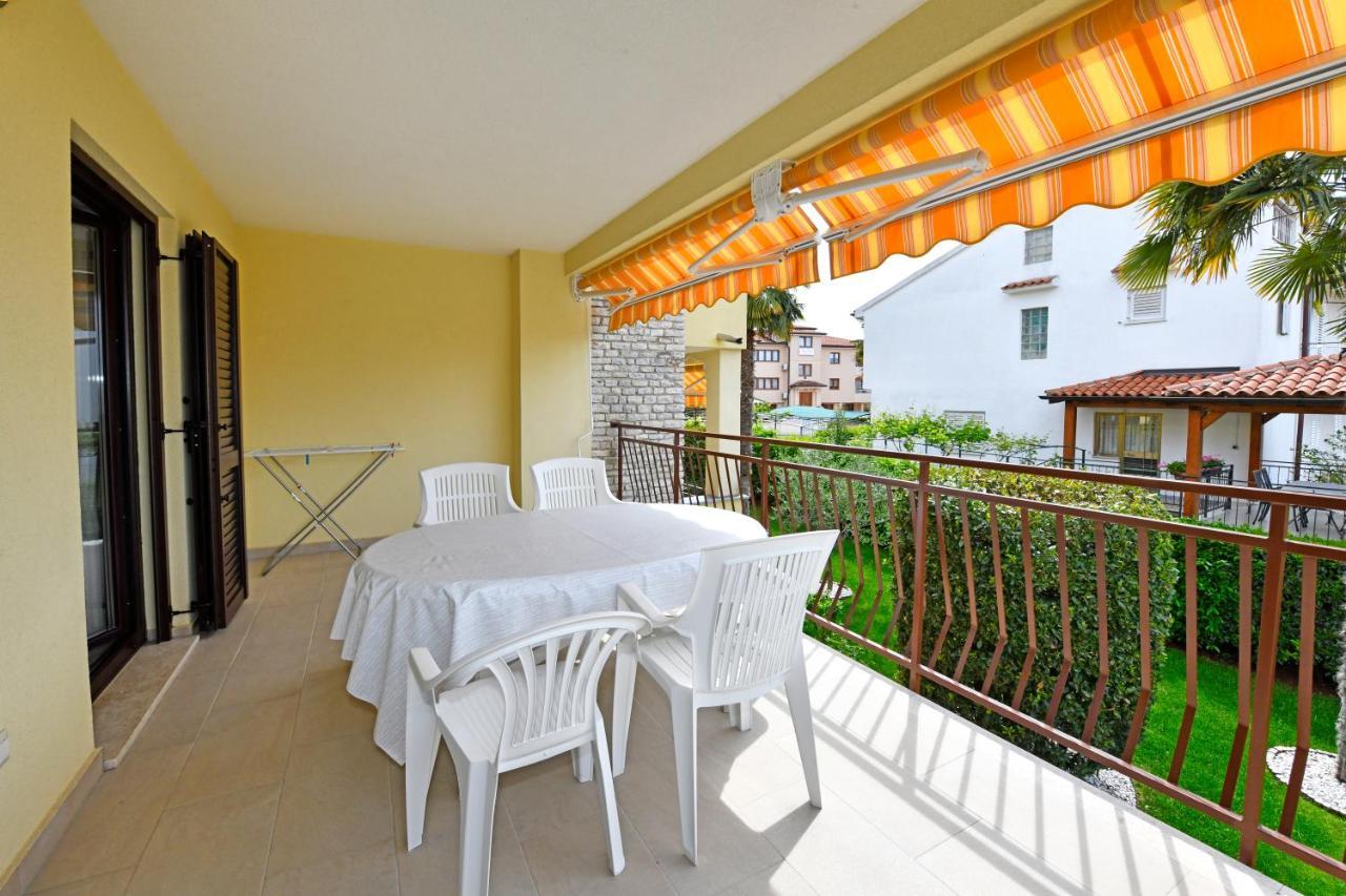 Apartments Jasmina Poreč Exterior foto
