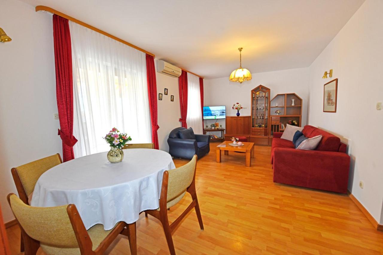 Apartments Jasmina Poreč Exterior foto